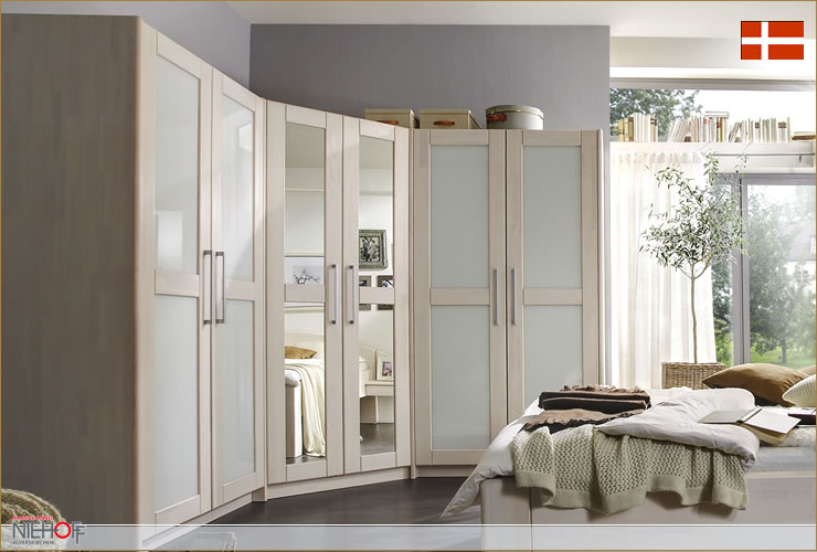 Jabo Schrank Kiefer massiv 38K