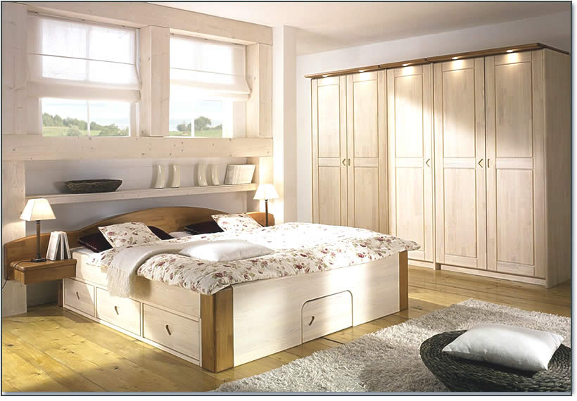 Jabo Schrank 75K in Kernbuche